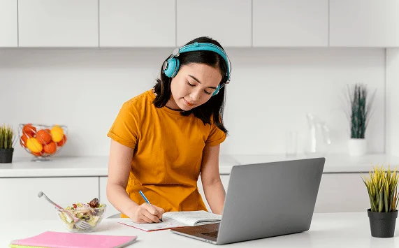 Multi-Format Learning Content Delivery